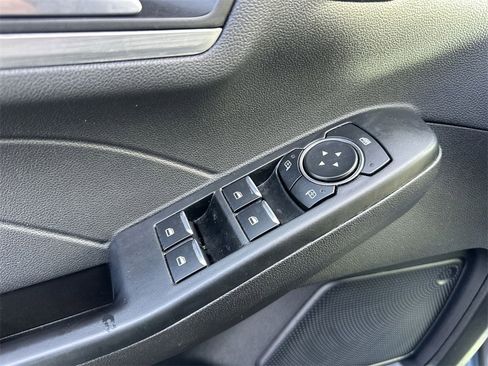 Used 2025 Ford Escape Platinum image 13