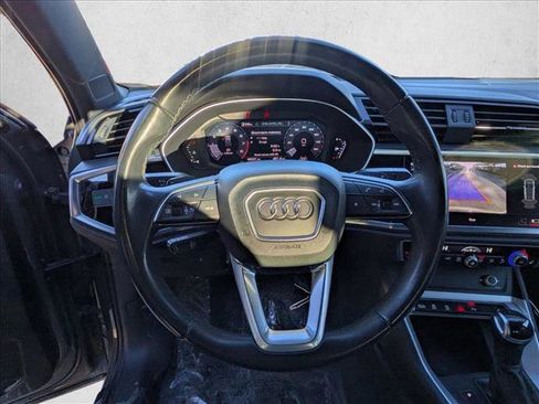 Used 2023 Audi Q3 2.0T Premium image 18