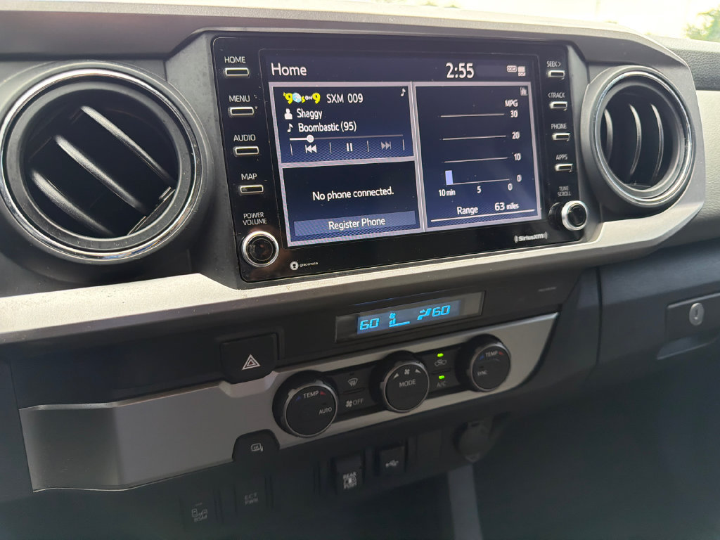 Used 2022 Toyota Tacoma SR5 w/ Technology Package RWD image 32