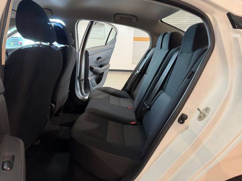 Used 2025 Nissan Sentra SV FWD image 20