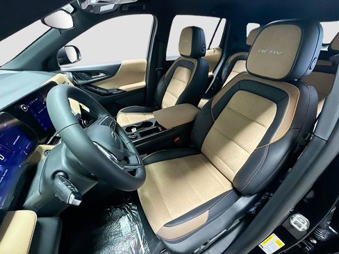 New 2026 Chevrolet Equinox ACTIV FWD image 23
