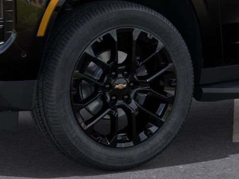 New 2026 Chevrolet Tahoe LS image 9