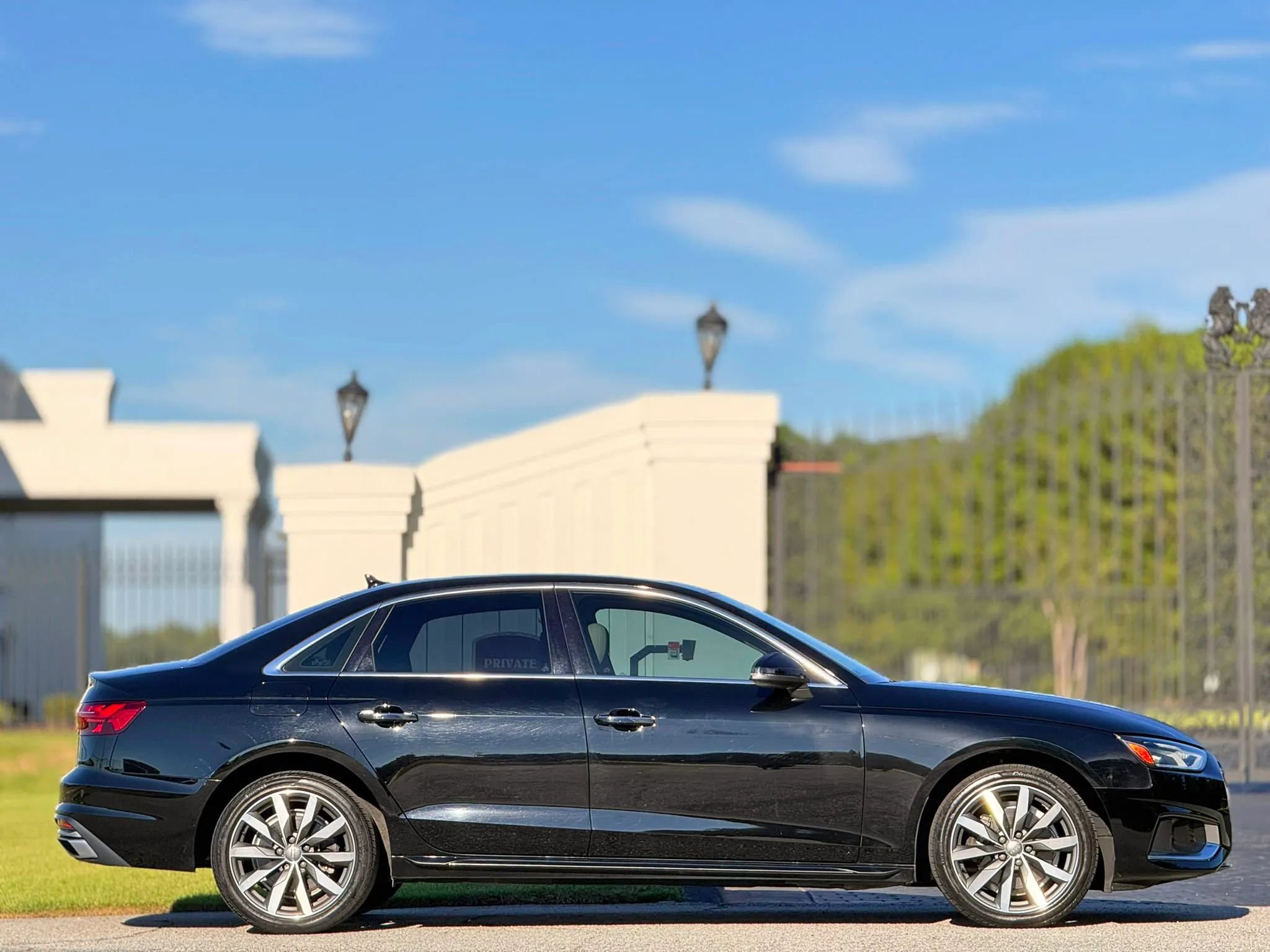 Used 2020 Audi A4 2.0T Premium w/ Convenience Package FWD image 6