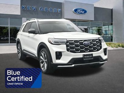 Certified 2025 Ford Explorer Platinum w/ Ultimate Package