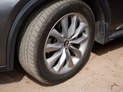 Used 2019 INFINITI QX50 Essential w/ Proactive Package image 2