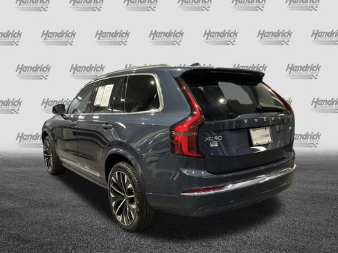 Used 2025 Volvo XC90 B6 Plus image 8