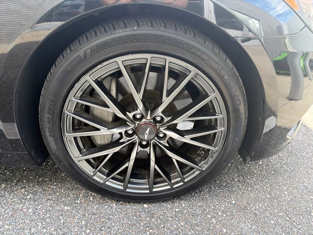 Used 2019 Genesis G80 3.3T Sport RWD image 9