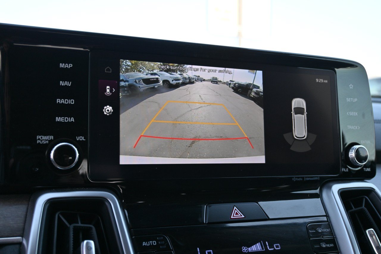 Used 2023 Kia Sorento EX w/ Panoramic Sunroof Package FWD image 13