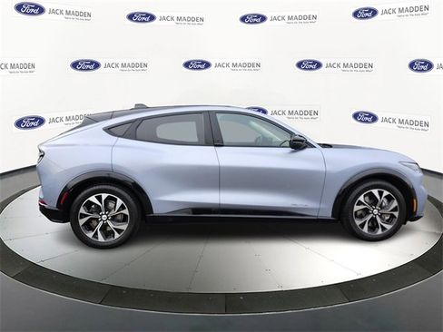 Certified 2022 Ford Mustang Mach-E Premium image 6