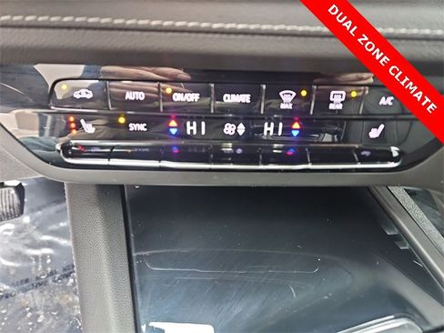 Certified 2023 Buick Envision Essence image 18