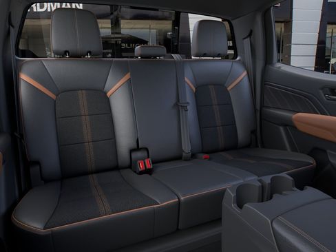 New 2026 GMC Canyon AT4 AWD/4WD image 17