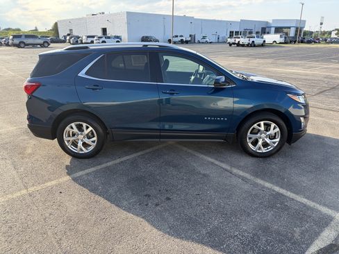 Used 2020 Chevrolet Equinox LT AWD/4WD image 11