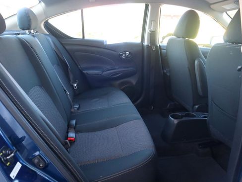 Used 2019 Nissan Versa SV image 37