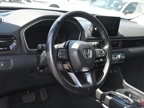 Certified 2024 Honda Pilot EX-L image 8