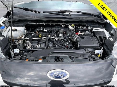 Used 2020 Ford Escape Titanium w/ Titanium Premium Package 2.0 AWD/4WD image 10
