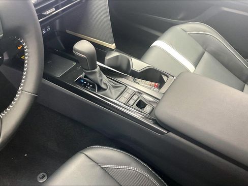 New 2026 Toyota Camry SE FWD image 8