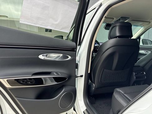 New 2026 Genesis GV70 2.5T AWD/4WD image 10