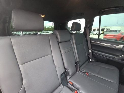 Used 2023 Lexus GX 460 Premium image 15