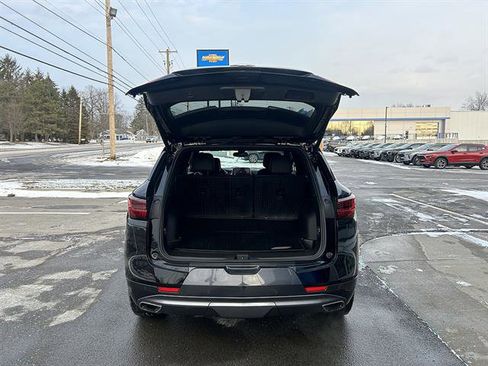 Certified 2024 Chevrolet Blazer Premier w/ LPO, Floor Liner Package AWD/4WD image 5