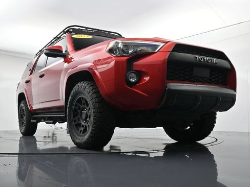 Used 2023 Toyota 4Runner TRD Off-Road Premium w/ Moonroof Package AWD/4WD image 32