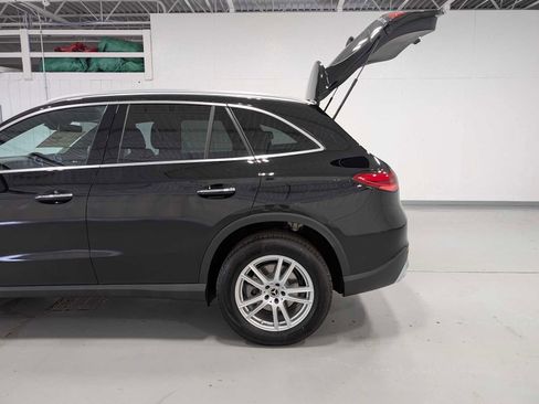 Certified 2025 Mercedes-Benz GLC 300 4MATIC image 9