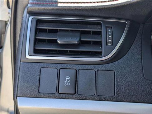 Used 2017 Toyota Camry XSE image 21