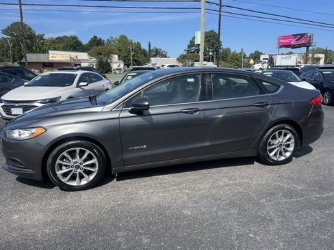 Used 2017 Ford Fusion S image 8