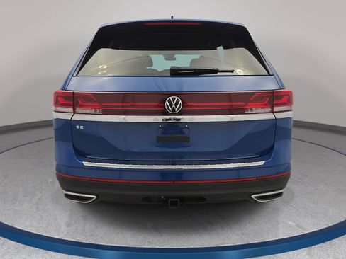 Used 2025 Volkswagen Atlas SE FWD image 6