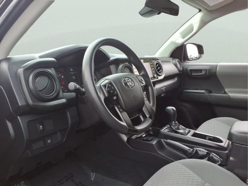 Used 2022 Toyota Tacoma SR RWD image 14