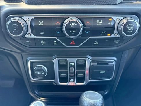 Used 2020 Jeep Gladiator Sport w/ Quick Order Package 24S AWD/4WD image 20