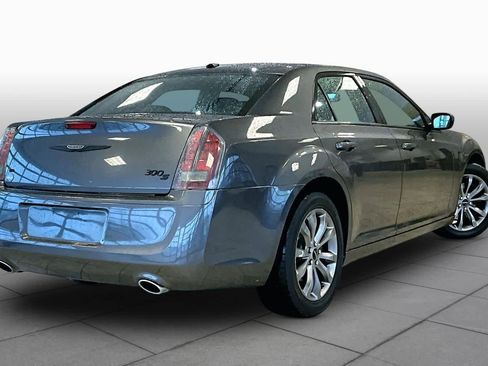 Used 2014 Chrysler 300 S AWD/4WD image 12
