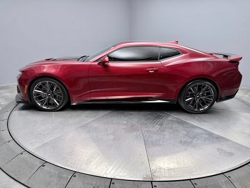 Used 2018 Chevrolet Camaro ZL1 RWD image 8