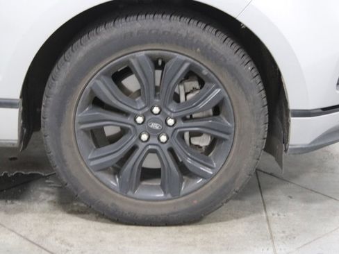 Used 2022 Ford Edge SE w/ Black Appearance Package AWD/4WD image 12