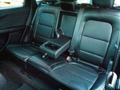 Used 2025 Ford Escape Platinum image 22