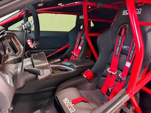 Used 2019 Dodge Challenger SRT Hellcat Redeye RWD image 21