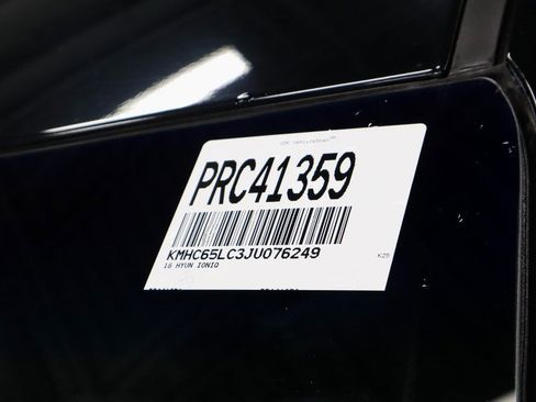 Used 2018 Hyundai Ioniq Blue image 32