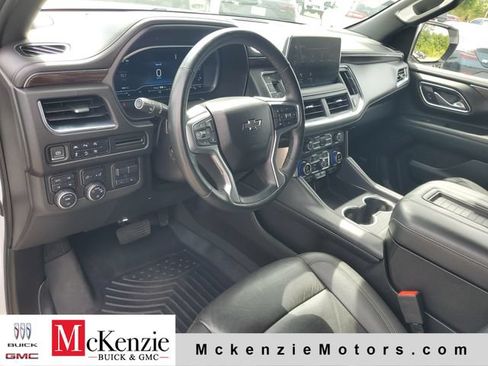 Used 2023 Chevrolet Tahoe Z71 w/ Z71 Off-Road Package AWD/4WD image 6