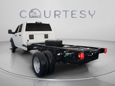New 2025 RAM 4500 Tradesman AWD/4WD image 3