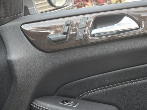 Used 2015 Mercedes-Benz ML 350 2WD image 74