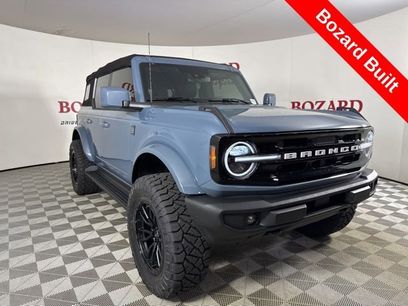 New 2025 Ford Bronco Outer Banks