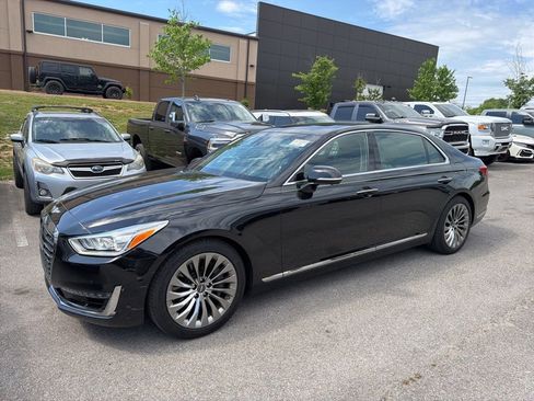 Used 2018 Genesis G90 5.0 Ultimate image 1