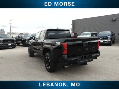 Used 2024 Toyota Tacoma TRD Off-Road image 8