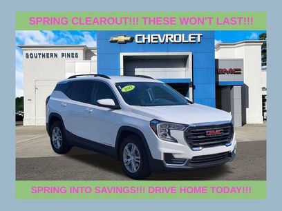 Used 2022 GMC Terrain SLE w/ Driver Convenience Package
