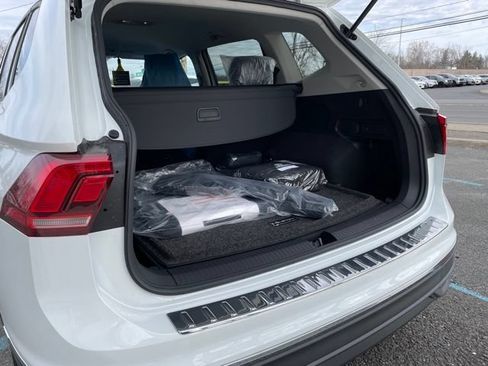 Used 2022 Volkswagen Tiguan S AWD/4WD image 5