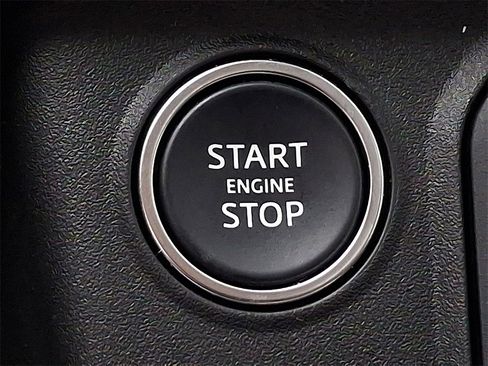 Certified 2025 Land Rover Defender 110 S image 19