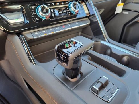 New 2026 GMC Sierra 1500 AT4 w/ AT4 Premium Package image 22