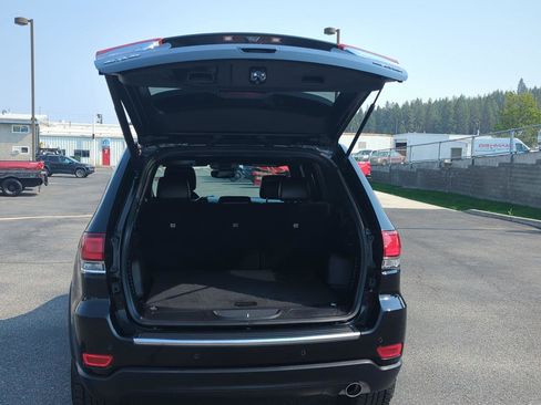 Used 2021 Jeep Grand Cherokee Limited image 6