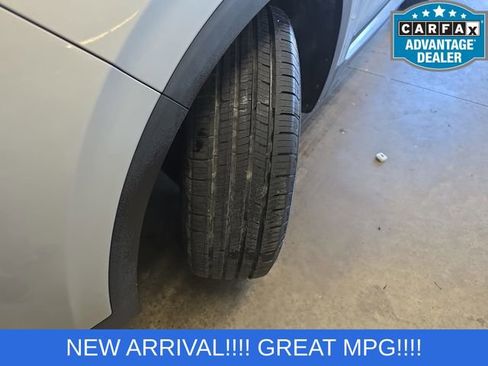 Used 2019 Hyundai Santa Fe SE AWD/4WD image 22