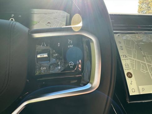 New 2026 Land Rover Range Rover Sport SE image 15