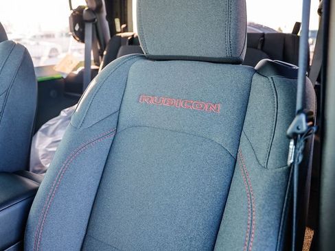 New 2025 Jeep Wrangler Rubicon w/ Xtreme 35 Tire Package image 26